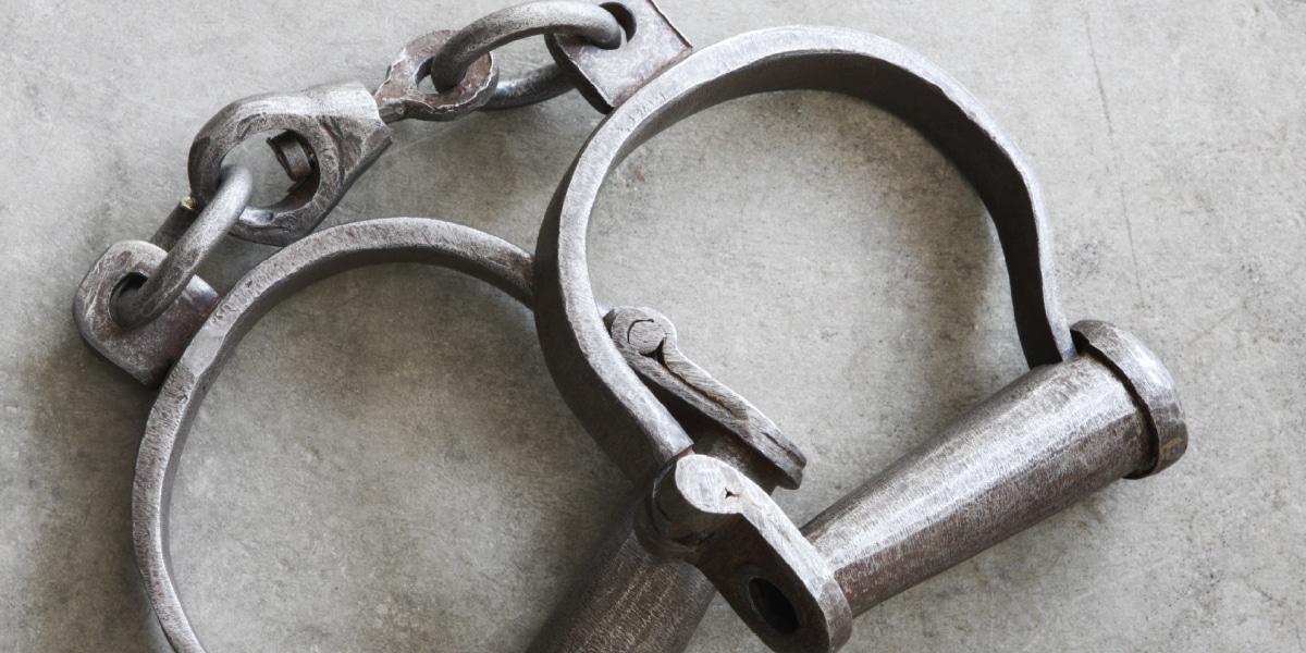 Chaines used in slavery