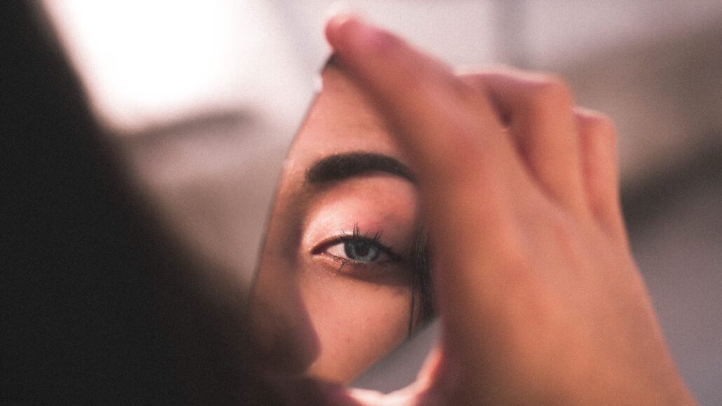 Shard of Mirror | Photo by Ismael Sánchez