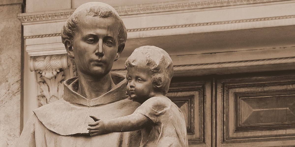 Statue of St. Anthony with baby Jesus